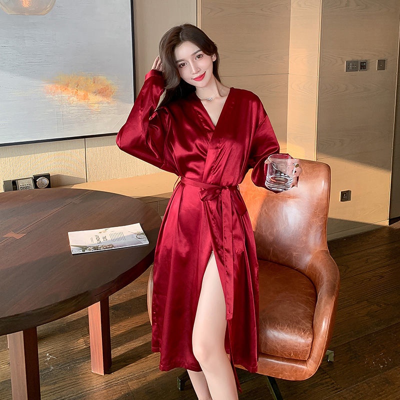 Áo choàng tắm dáng dài chất lụa thời trang thu đông quyến rũ dành cho nữ