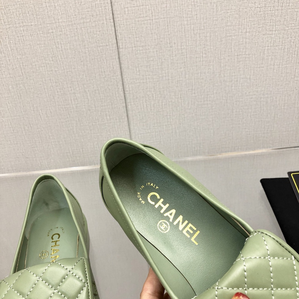 Giày lười nữ da thật cao cấp 𝘾𝙝𝙖𝙣𝙚𝙡 𝘾𝙝𝙖𝙣n𝙚𝙡 CN màu sắc trẻ trung