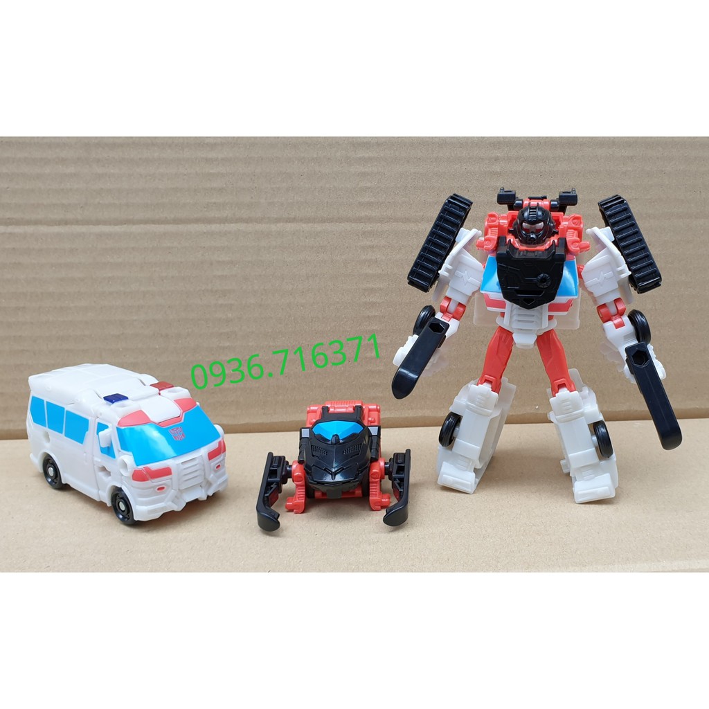 Robot biến hình thành xe cứu thương + xe công trình nhiều bước Transformer - Hasbro (Mỹ)