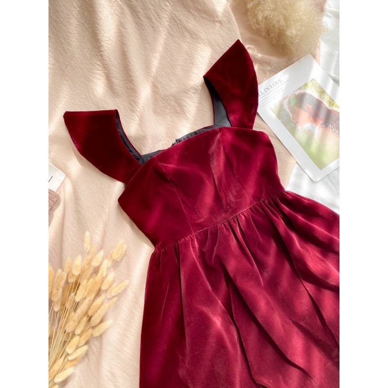 Đầm nữ tết vải nhung màu đỏ đô cực sang chảnh vải may loại tốt | BigBuy360 - bigbuy360.vn