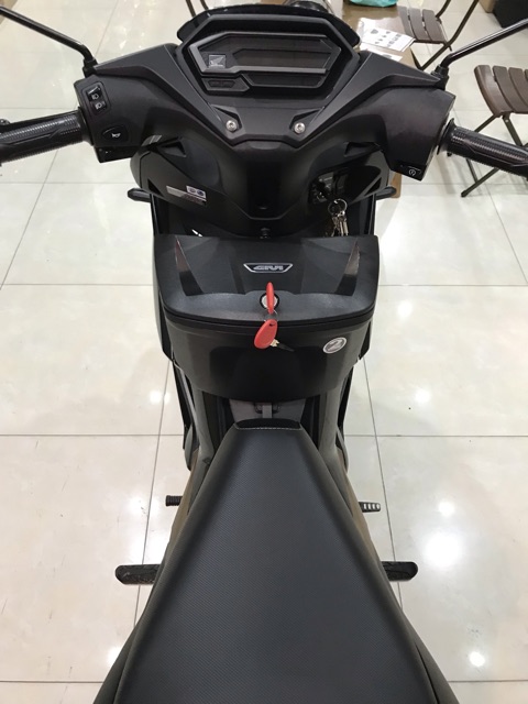 Thùng giữa Givi G12N kèm Pát Zin WinnerX