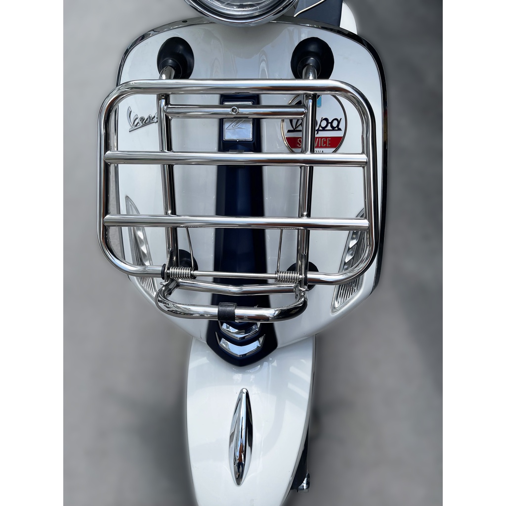 Baga trước Vespa Sprint, Primavera