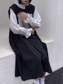 Váy Yếm + Sơ mi