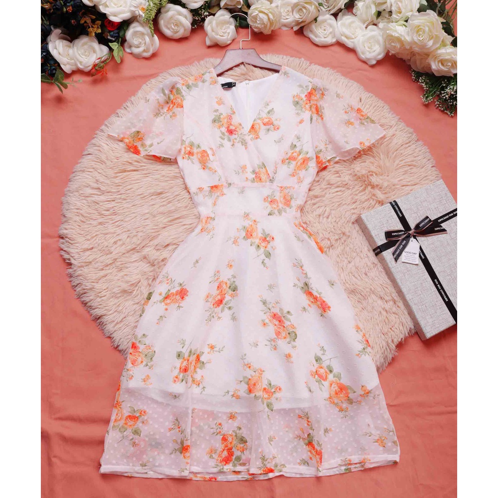 Đầm hoa nhí voan xinh cổ v thiết kế xòe tay ngắn thời trang dễ thương eo tôn dáng che bụng hợp đi tiệc đi chơi – Lux W