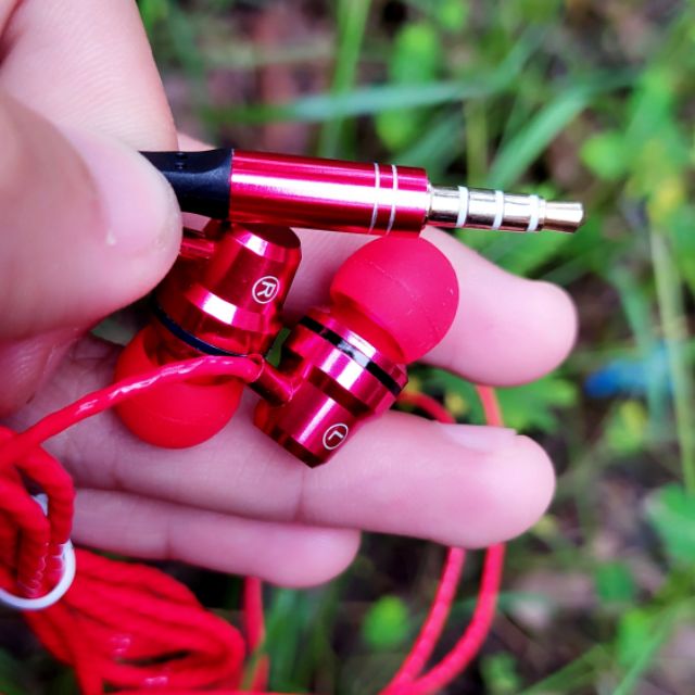 Tai nghe vỏ nhôm, dây chống rối cao cấp, bass ấm, có mic đàm thoại
