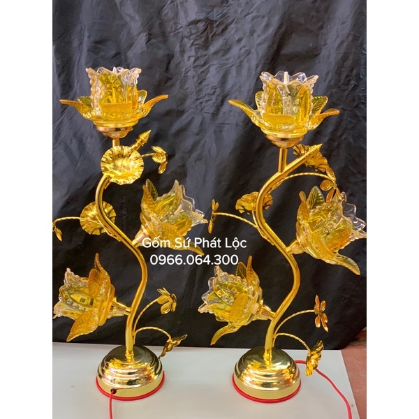 Đèn Thờ 3 Bông Hoa Sen Thuỷ Tinh Màu Vàng