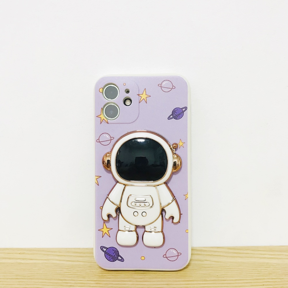 Ốp iphone - Ốp lưng iphone cạnh vuông bảo vệ camera gắn giá đỡ phi hành gia dành cho ip 6 đến 14promax - b502