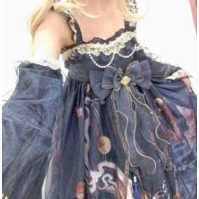 Đầm hai dây màu đỏ phong cách lolita thời trang năm mới