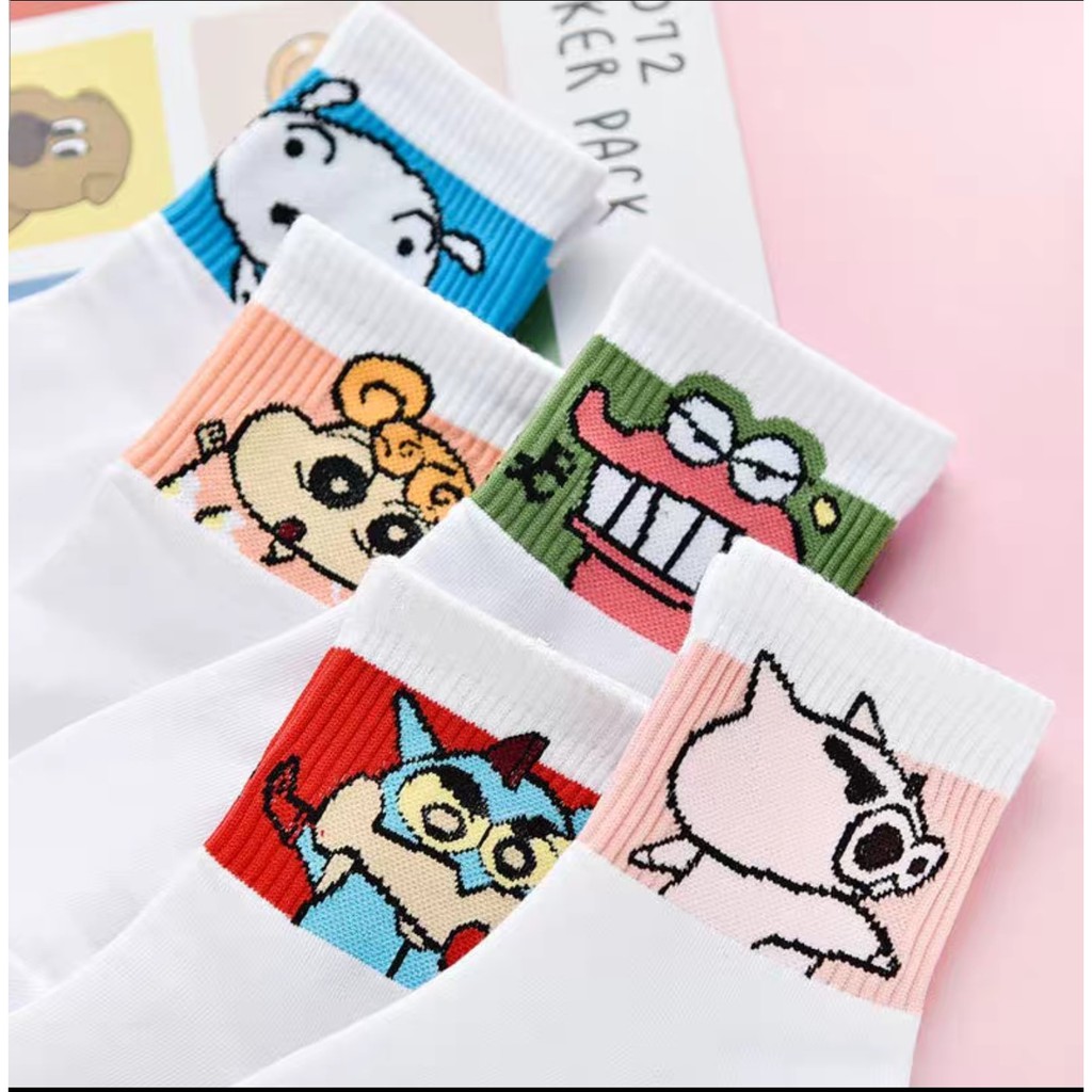 TẤT BỘ QUÁI VẬT LỢN trắng