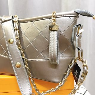 Túi xách nữ - túi đeo chéo - size 22 - da pu bóng