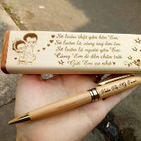 BÚT GỖ QUÀ TẶNG KHẮC TÊN 01 BỘ (chuyên sỉ lẻ loại 1 bao đẹp)
