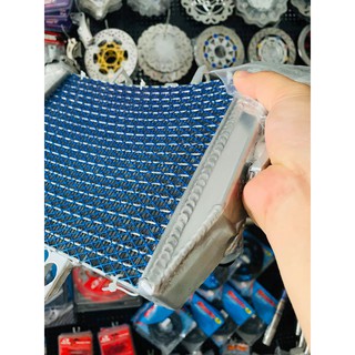 két nước ex 150 x1r chính hãng mẫu cong