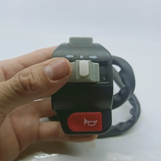 Cụm công tắc Xmen bên trái