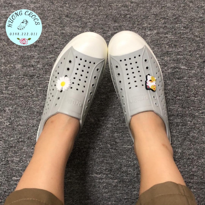 [Tặng 10 jibit] Giày Orban màu ghi đế trắng, Giày nhựa đi mưa chất liệu EV.A Phylon siêu mềm nhẹ và không thấm nước | BigBuy360 - bigbuy360.vn