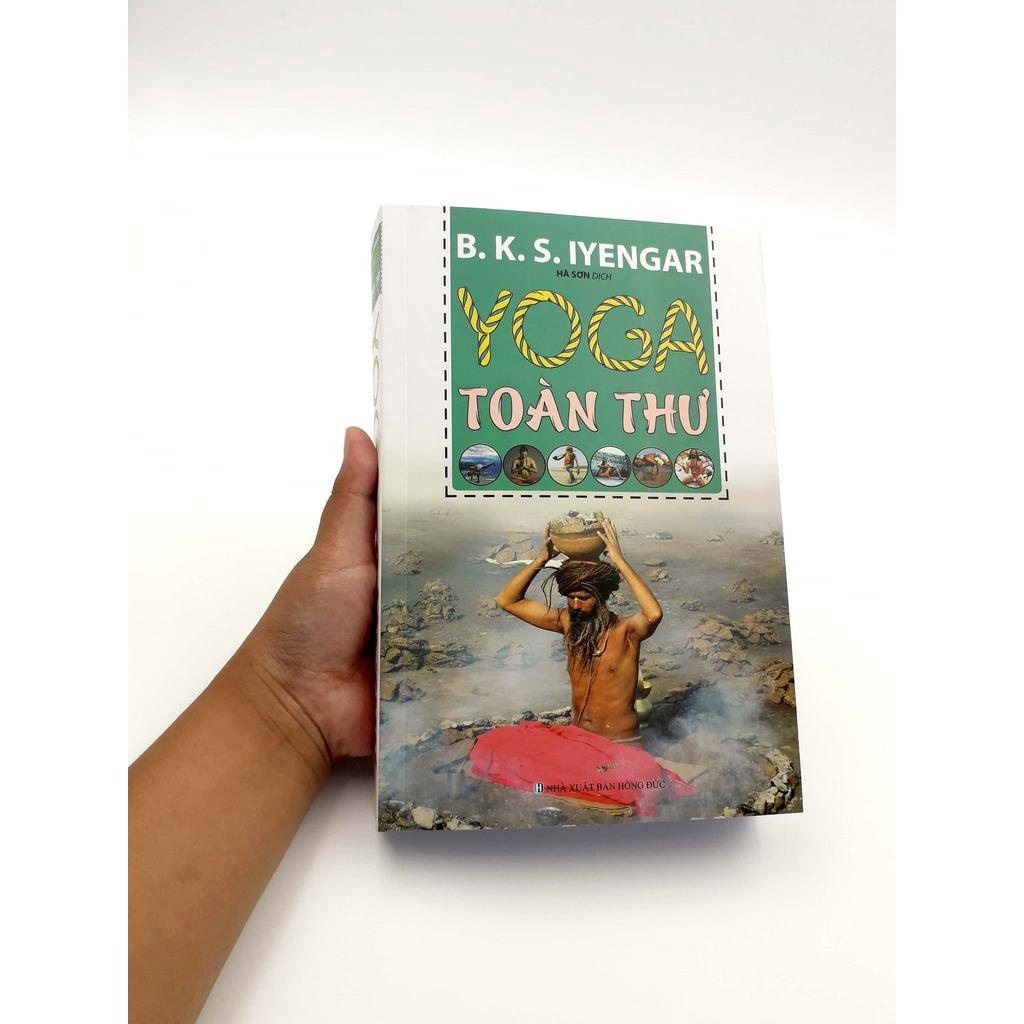 Sách Yoga Toàn Thư - N/A