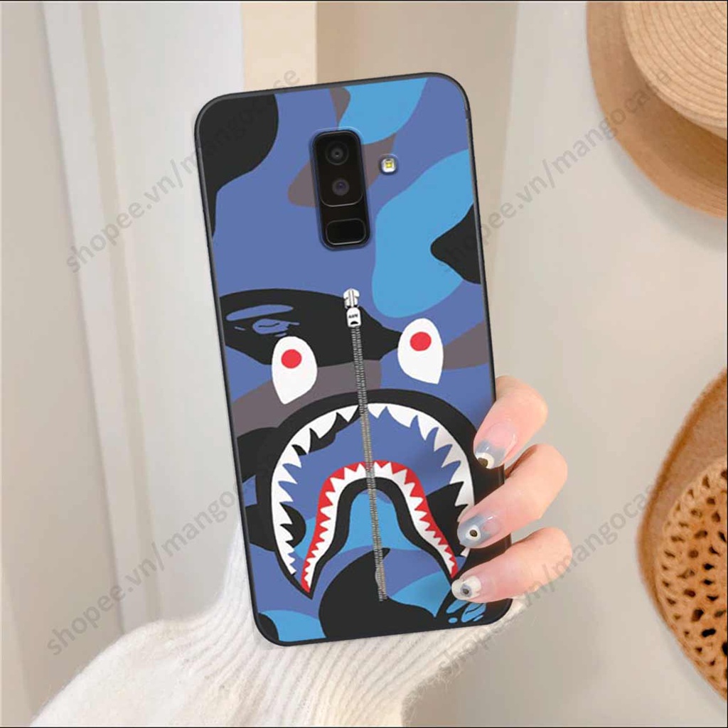 Ốp lưng điện thoại Samsung J8 drew, kaws, bape cao cấp, vỏ ốp rẻ đẹp