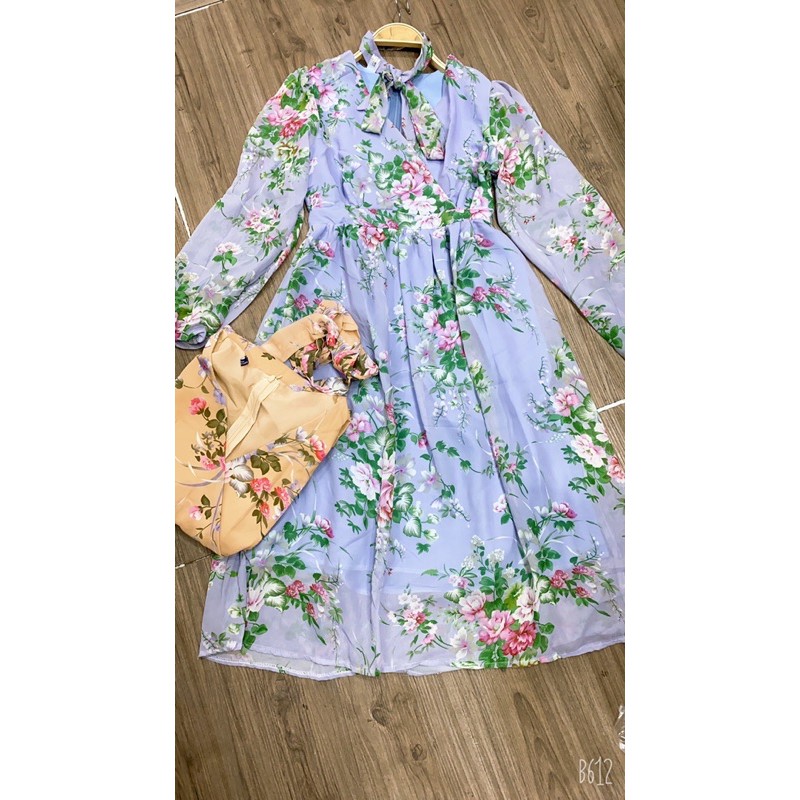 [Mã FAGREEN245 giảm 10% tối đa 30K đơn 99K] váy maxi hoa cổ v kèm dây eo | BigBuy360 - bigbuy360.vn