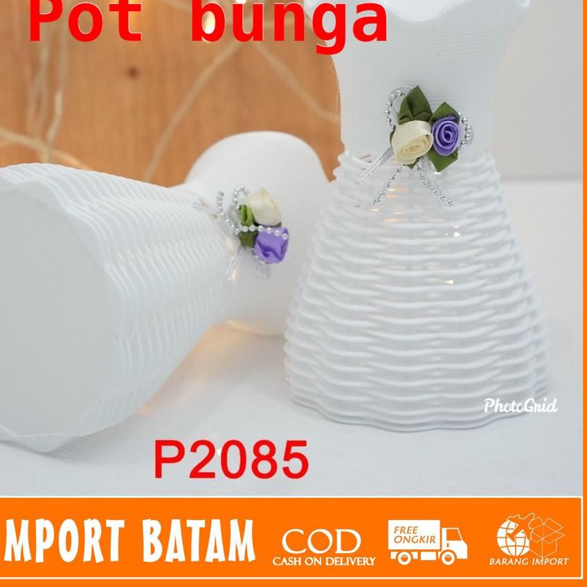 Chậu Hoa Nhựa Dáng Dài Phối Dây Ruy Băng Xinh Xắn P2085 +