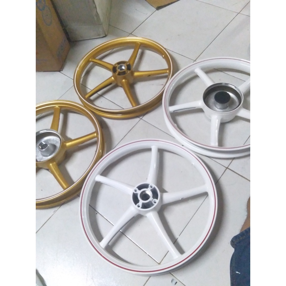 Mam 5 cay hiệu van xuan trắng sữa sirus ex2010