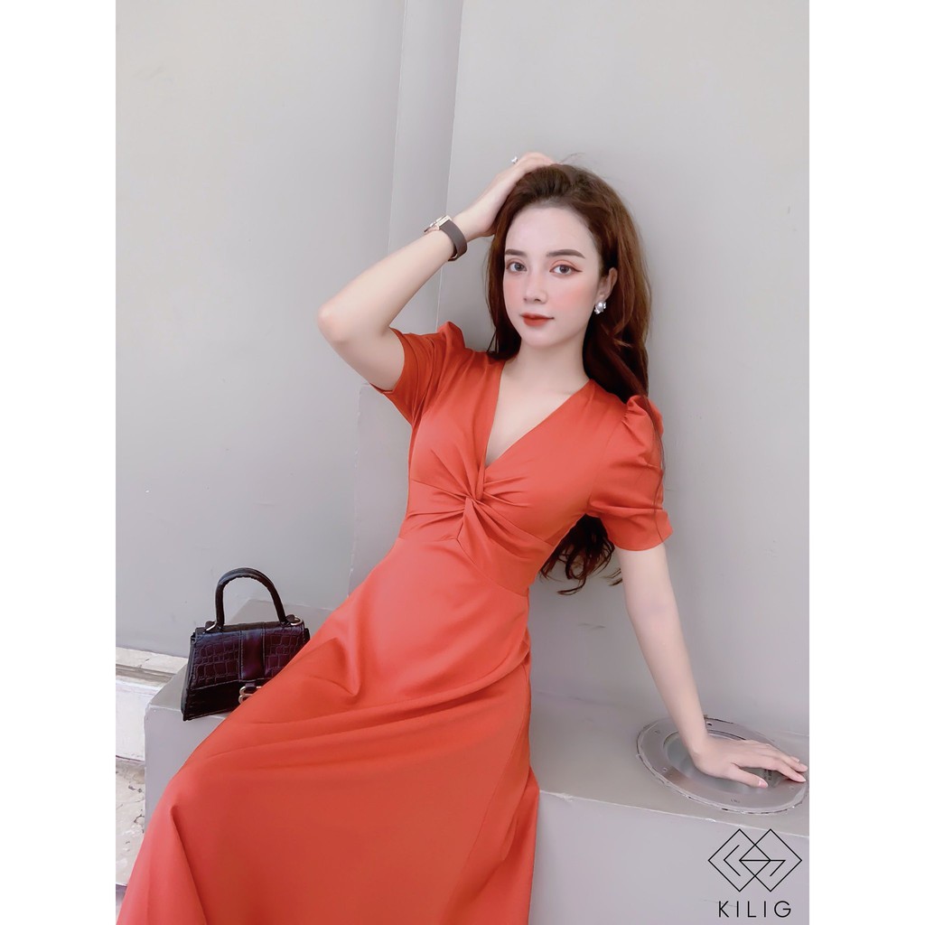 Váy xoắn ngực màu cam đất, tôn da, chất liệu Trượt Hàn mềm mát, không nhăn không nhàu