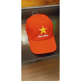 Mũ lưỡi trai cờ đỏ sao vàng