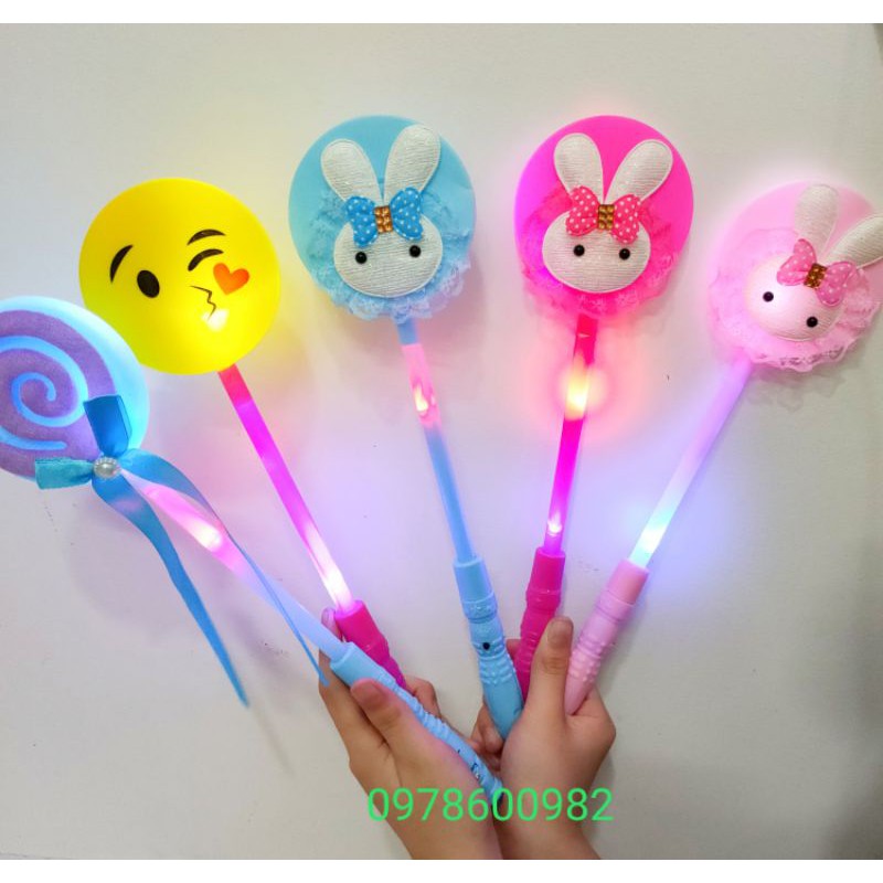 ĐỒ CHƠI PHÁT SÁNG NHIỀU MẪU QUÀ TẶNG CHO BÉ