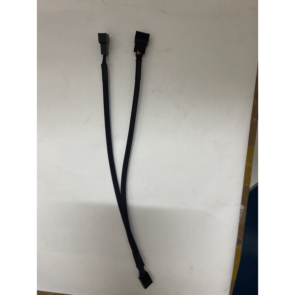 Cáp chia 2 quạt fan từ chân fan máy tính