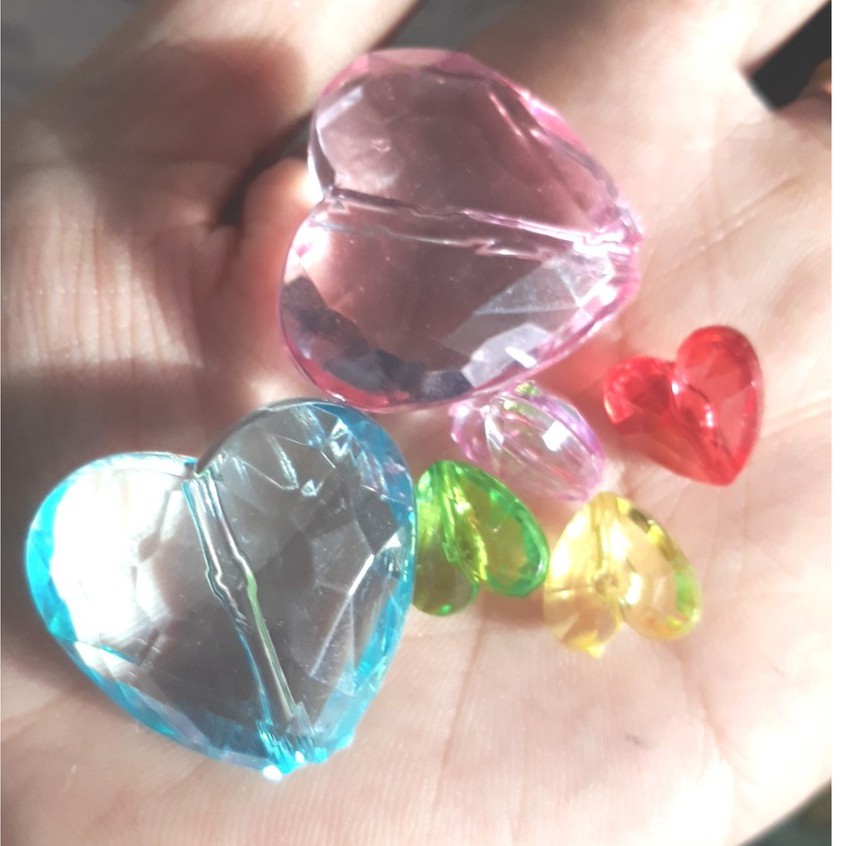 gói 10-25-50gam hạt nhựa trái tim 12mm/28mm màu trong