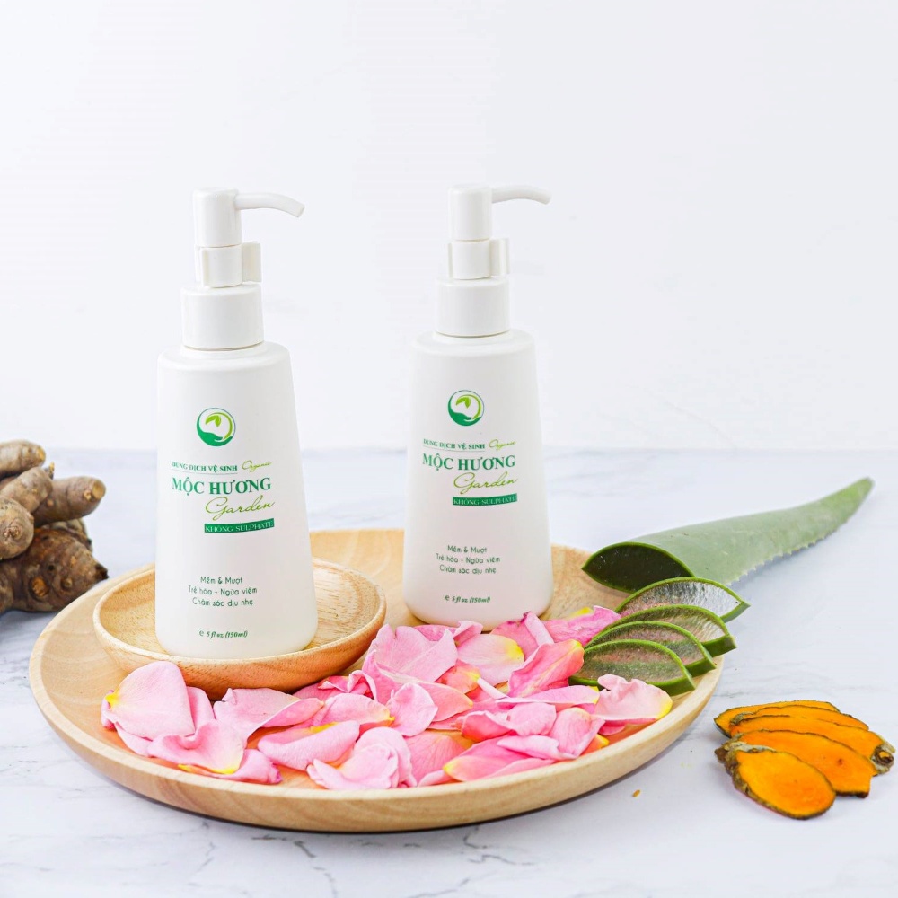 Dung Dịch Vệ Sinh Mộc Hương Garden Thanh Mộc Hương Mẫu Mới Nhất Tặng Kèm Nước Hoa Vùng Kín