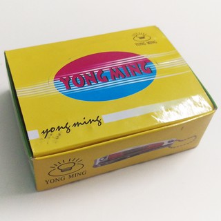 Hộp 12 bấm móng tay đa năng