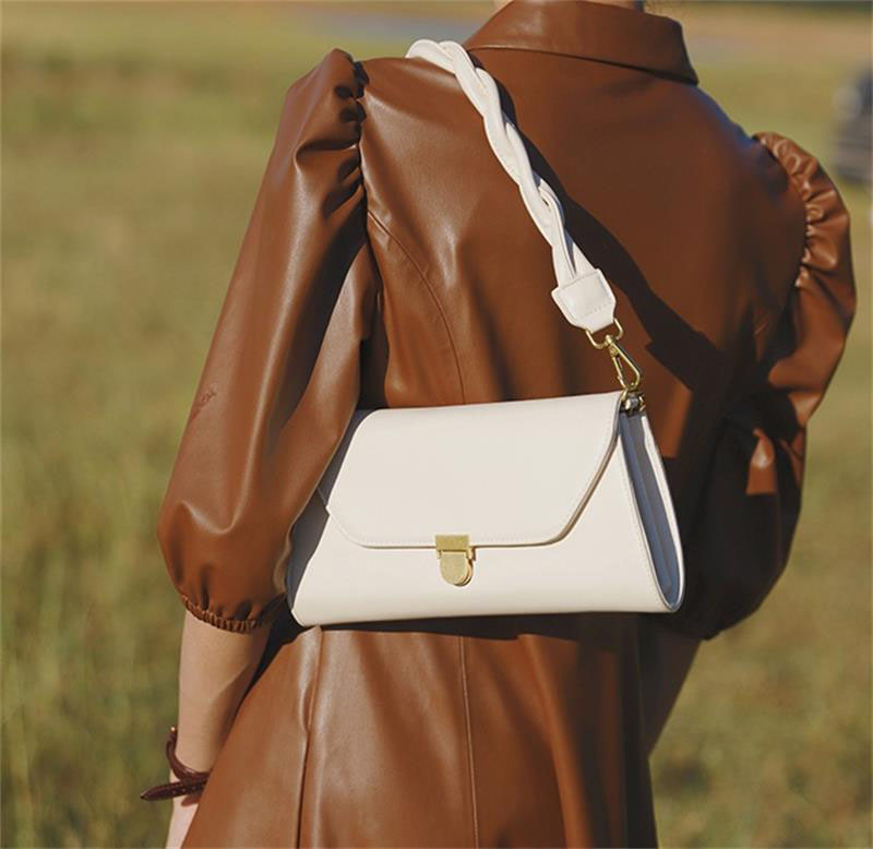 Túi xách IELGY kiểu dáng vintage thời trang cá tính cho nữ