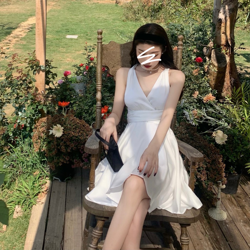 Đầm nữ trắng dáng xòe midi Emilyshop