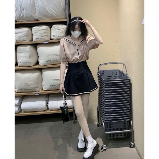 Set áo nâu cổ thùy thủ viền đen kèm chân váy xòe đen viền trắng