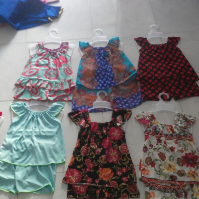 Com bo 10 bộ  đồ bé gái