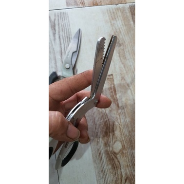Kéo nhà bếp hàng nhật bãi chưa vệ sinh , bén , bền , chất lượng cao