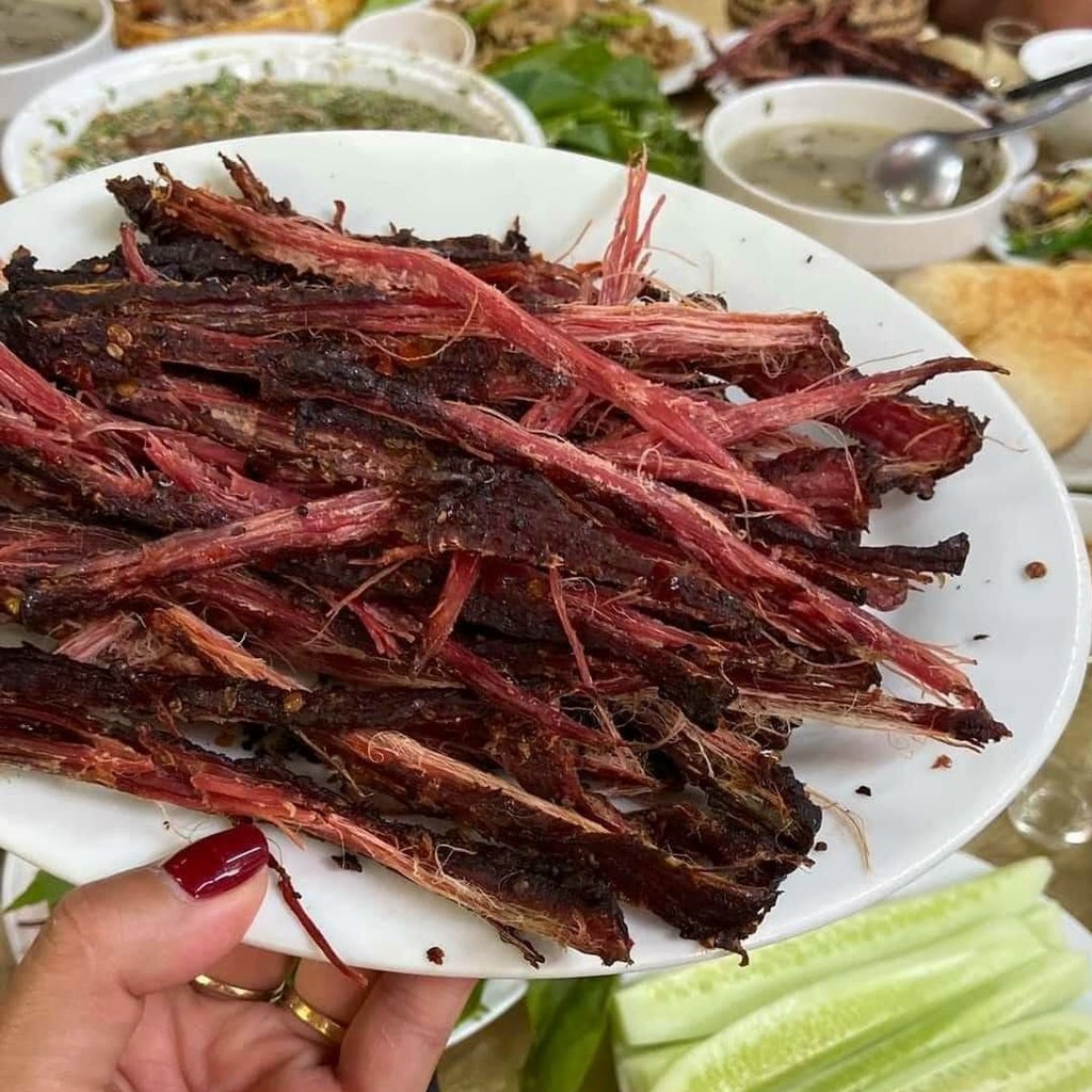 Thịt lợn gác bếp Tây Bắc (gói 200g) thịt heo khô hàng bao thơm ngon Tặng kèm chẩm chéo | BigBuy360 - bigbuy360.vn