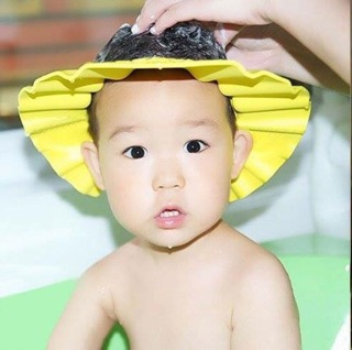 Mũ tắm gội đầu cho bé chống nước tiện lợi