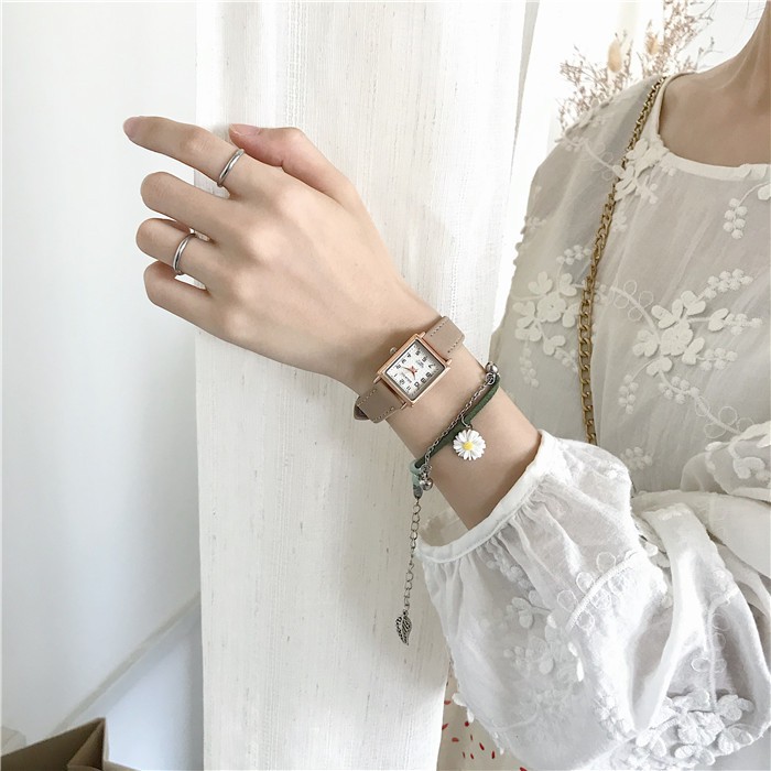 Đồng thồi trang nữ Gaiety dây da mềm êm tay, mặt chữ nhật chống trày xước tốt | BigBuy360 - bigbuy360.vn