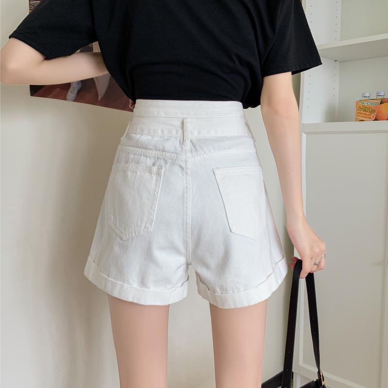 Quần ngắn chữ A IELGY denim lưng cao dáng rộng màu trắng đen thời trang cho nữ