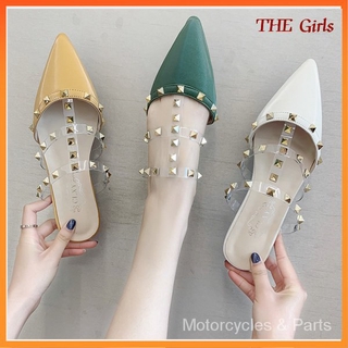 Dép Bít Mũi Đế Bằng Đính Đinh Tán Thời Trang Mùa Hè Dễ Phối Đồ Thời Trang Cho Nữ