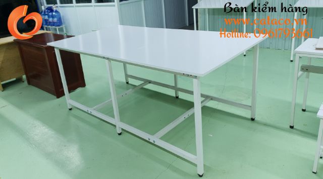 Bàn kiểm hàng, đóng gói