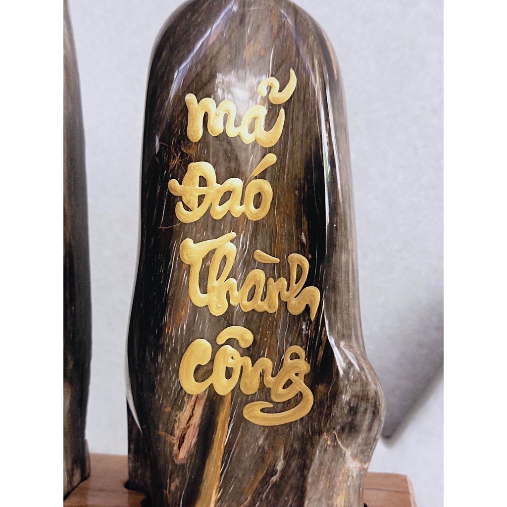 Thư pháp trên Gỗ Hoá Thạch tự nhiên ., shop nhận làm theo yêu cầu quý khách