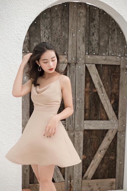 Váy nude 2s xoè cổ đổ kt ( KÈM ẢNH THẬT)