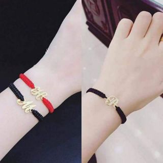 Dây chỉ đỏ may mắn khắc chữ