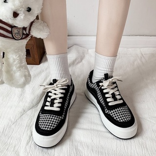 Giày MWC 0626 - Giày Thể Thao Nữ Đế Độn, Sneaker Ulzzang Đế Bánh Mì Họa Tiết Trending