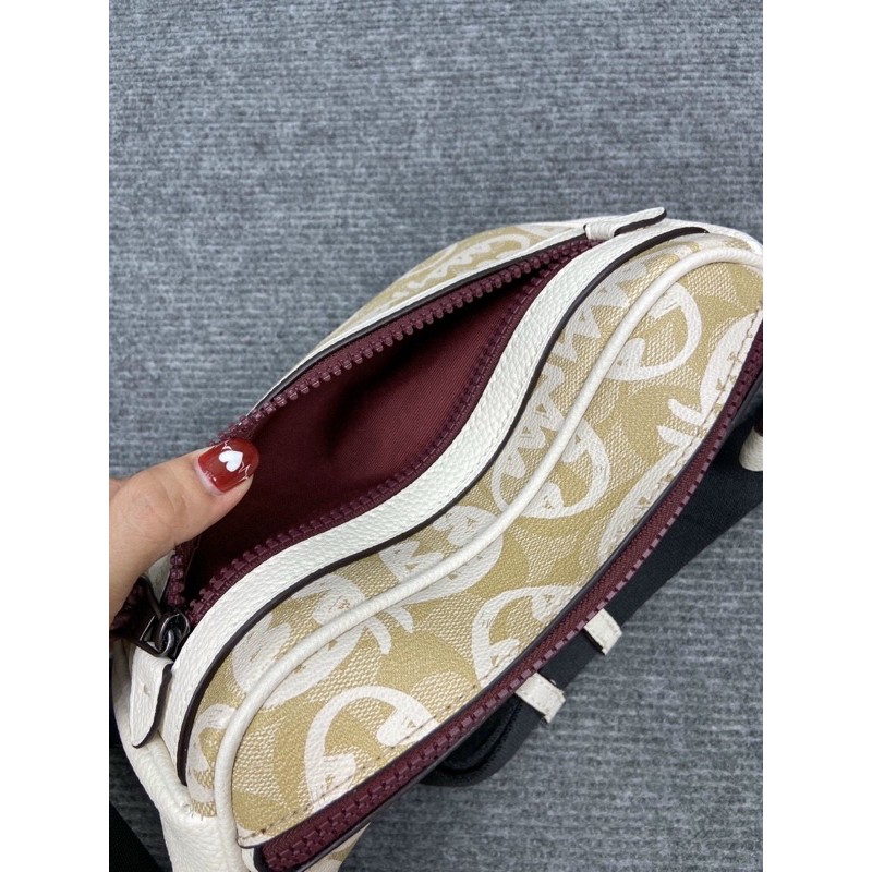 TÚI BAO TỬ COACH TRIBAL SLING