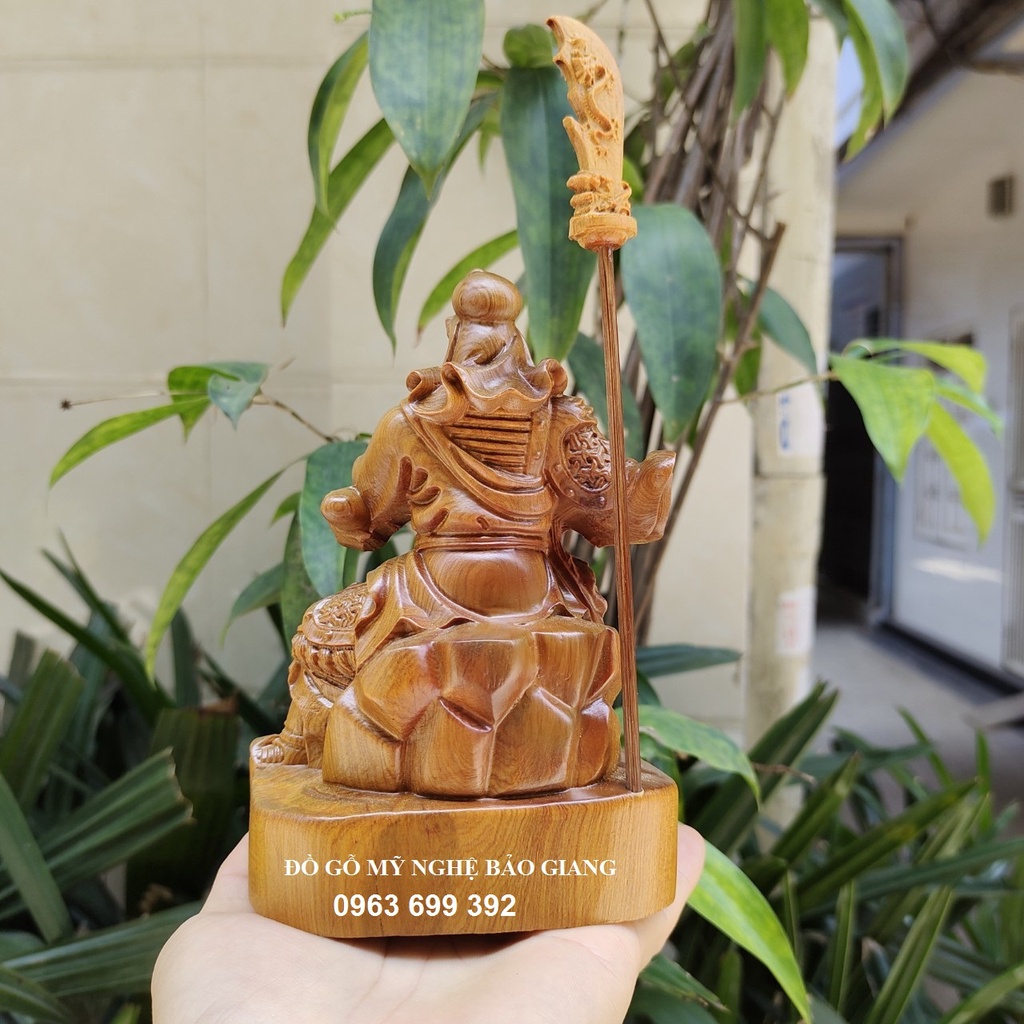 Tượng quan công quan vân trường đọc sách gỗ bách thơm