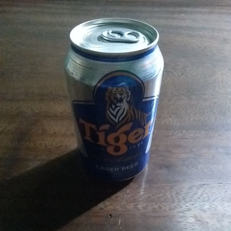 Bia tiger lon