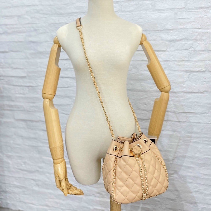 TÚI LYN JAZZY CHẦN BUCKET