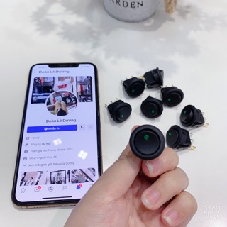 Công tắc bập bênh 3 chân có đèn led